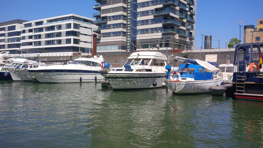 Fantasie Boot Einhorn Botel Köln